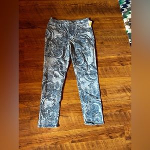 The SO jeans. Size 00. Western print design. Jeggings. Never worn.